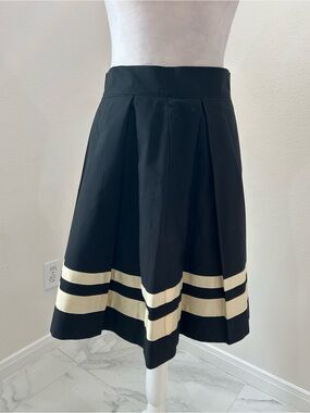 Sandee Royalty 80’s Vintage Pleated Black A-Line Skirt with Cream Stripe Detail